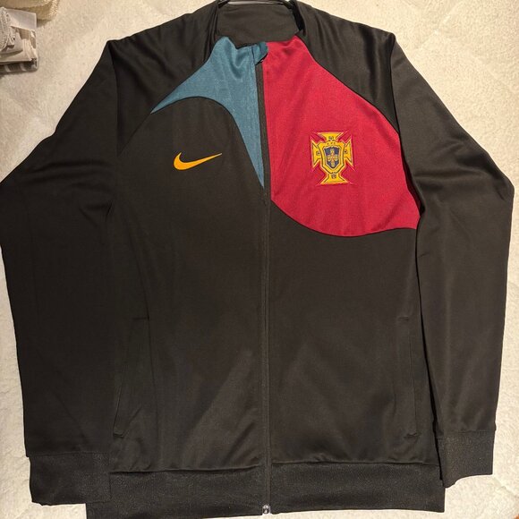NIKE - Academy Knit Soccer Training Jacket - PORTUGAL - Mens Size: XL - Picture 1 of 4
